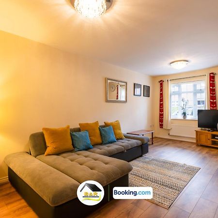 3 Bedroom House By B And R Serviced Accommodation Amesbury With Super Fast Wi-Fi 145Mbps Extérieur photo