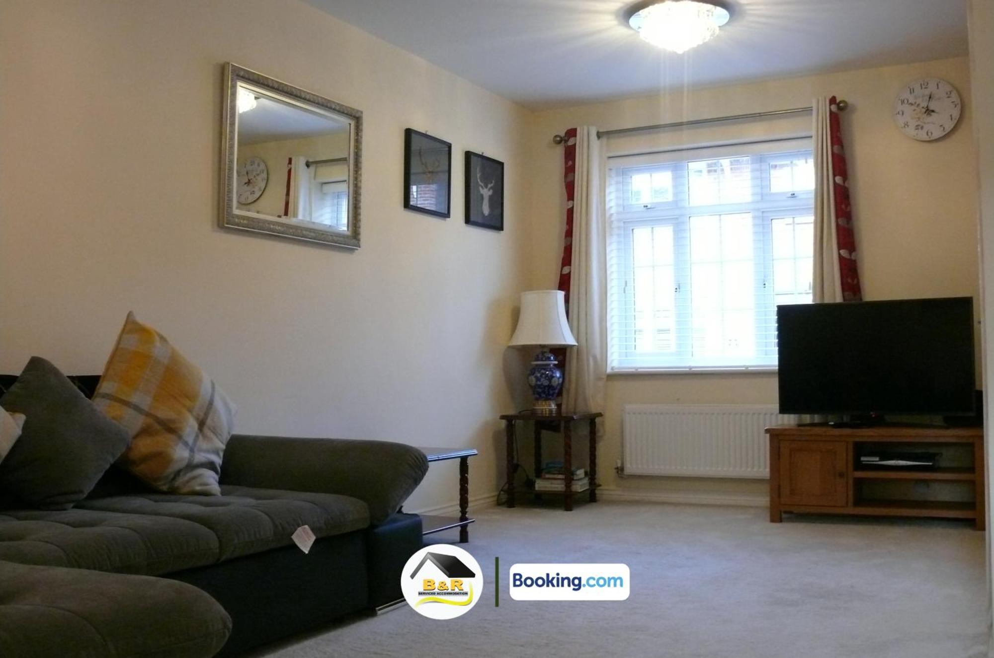 3 Bedroom House By B And R Serviced Accommodation Amesbury With Super Fast Wi-Fi 145Mbps Extérieur photo