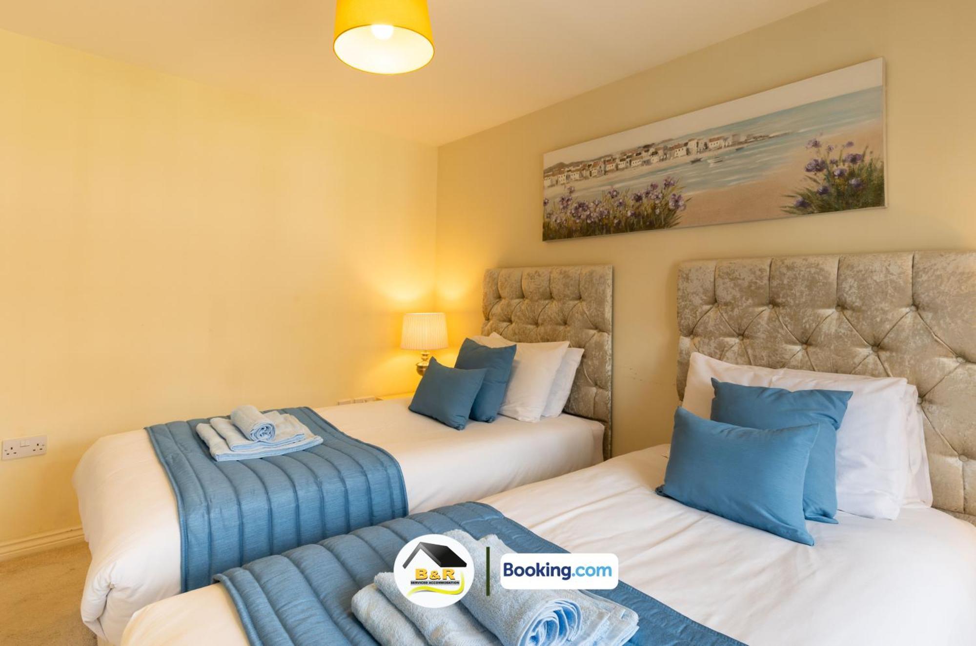 3 Bedroom House By B And R Serviced Accommodation Amesbury With Super Fast Wi-Fi 145Mbps Extérieur photo