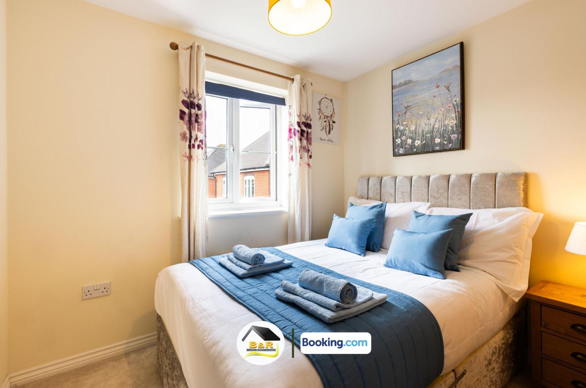 3 Bedroom House By B And R Serviced Accommodation Amesbury With Super Fast Wi-Fi 145Mbps Extérieur photo